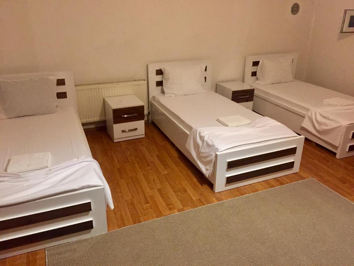Hotel Bavaria Prisztina Zewnętrze zdjęcie