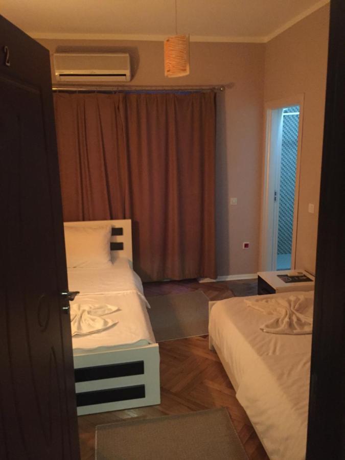 Hotel Bavaria Prisztina Zewnętrze zdjęcie