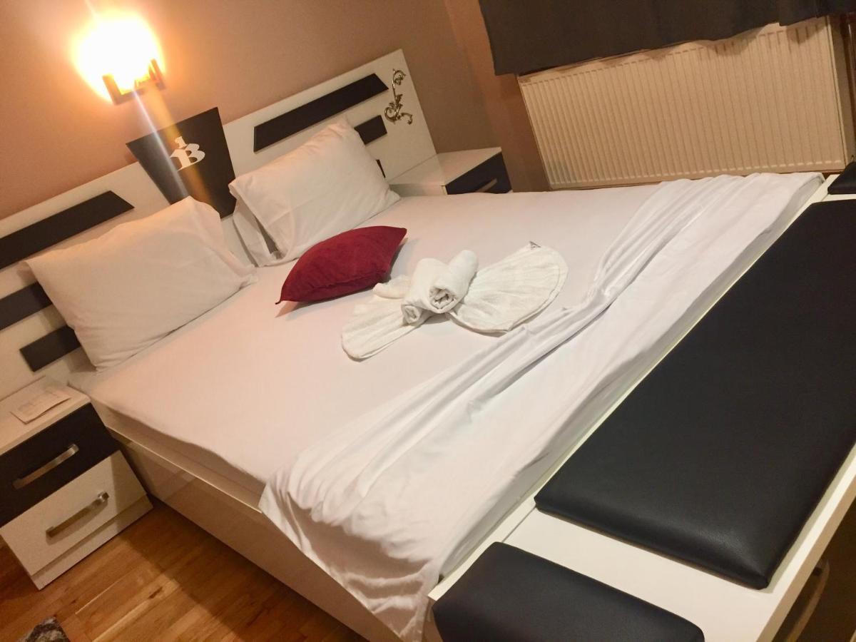 Hotel Bavaria Prisztina Zewnętrze zdjęcie