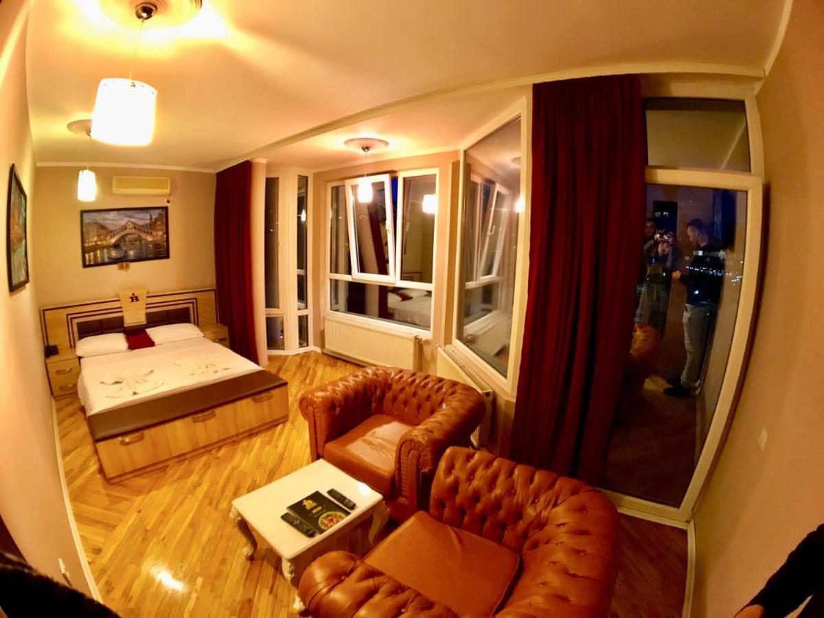 Hotel Bavaria Prisztina Zewnętrze zdjęcie